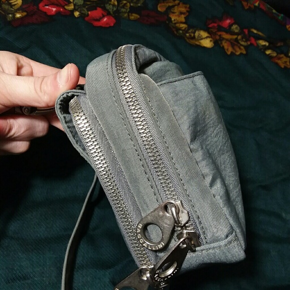 ¤ Baggallini ¤ - Picture 2 of 7